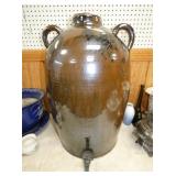 20G. POTTERY DOUBLE HANDLE DISPENSER