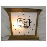 20X19 LIGHTED STYLE MART CLOCK