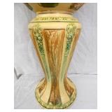 VIEW 3 CLOSEUP PEDESTAL ROSEVILLE