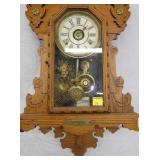 VIEW 3 CLOSEUP BOTTOM JENNYLEAN CLOCK