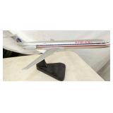 AMERICAN N246AA MODEL