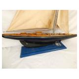 VIEW 2 CLOSEUP 37X45 SAILBOAT