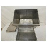 VIEW 3 INSIDE COKE COOLER