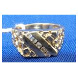 10K MANS RING W/ DIAMONDS