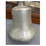 VIEW 2 CLOSEUP RR BELL