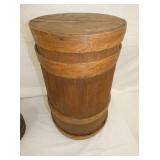 VIEW 2 CLOSEUP W/ ORIG. LID