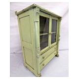 VIEW 2 CLOSEUP SALESMAN SAMPLE