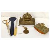 VIEW 2 CLOSEUP VICTORIAN ITEMS