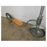 VIEW 2 CLOSEUP SCOOTER