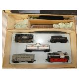 VIEW 2 CLOSEUP MARX HO SET W/ BOX