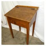 VIEW 2 OAK LIFT TOP DESK