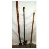 EARLY 19TH CENTURY ICE FORKS