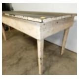 VIEW 3 5 1/2FT. FARM TABLE 