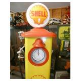 VIEW 2 CLOSEUP W/ GLOBE