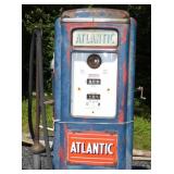 VIEW 2 CLOSEUP GAS PUMP