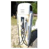 VIEW 2 CLOSEUP GAS PUMP MOD. 80