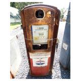 VIEW 3 SIDE 2 GAS PUMP