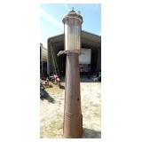 VIEW 2 CLOSEUP GAS PUMP