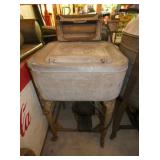 MAYTAG WRINGER WASHER
