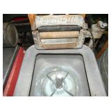 VIEW 4 ALUM./GALVANIZED TUB