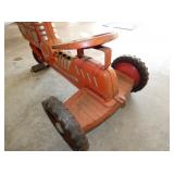 VIEW 5 MAC 4 PEDAL TRACTOR