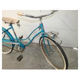 VIEW 2 CLOSEUP W/ HEADLIGHTS