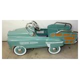 ESTATE WAGON PEDAL CAR