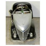 VIEW 4 FRONT FORD PEDAL CAR