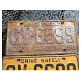 VIEW 2 CLOSEUP LIC. TAGS