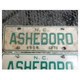 VIEW 2 CLOSEUP LIC. TAGS