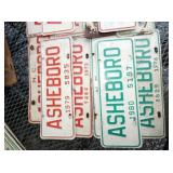 VIEW 2 CLOSEUP LIC. TAGS