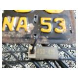 VIEW 2 CLOSEUP LIC. TAGS