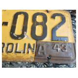 VIEW 2 CLOSEUP LIC. TAGS