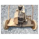 VIEW 2 CLOSEUP MONARCH