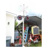 RR CROSSING SIGN W/ LIGHTS