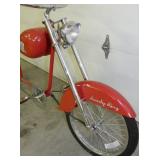 VIEW 2 CLOSEUP LONELY KING