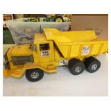 BIG JOB MARX DUMP TRUCK