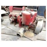 BRIGGS & STRATTON ENGINE