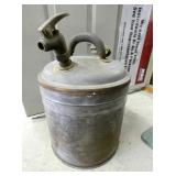 UNUSUAL 5G. EMB. GAS CAN