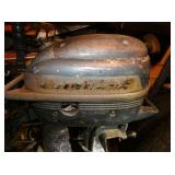 VIEW 4 EVINRUDE MOTOR