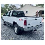 VIEW 3 4.6 V8 ENGINE W/ 227K MILES