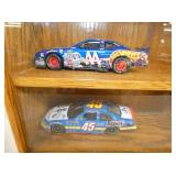 VIEW 2 RICHARD PETTY 1:18 SCALE