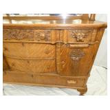 VIEW 5 W/ CARVED LION HEADS