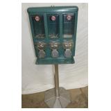 TRIPLE GUM SELECTOR W/ STAND