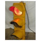 VIEW 2 CLOSEUP STOPLIGHT