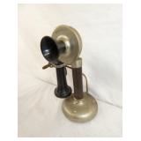 VIEW 2 CLOSEUP PHONE