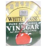 VIEW 2 CLOSEUP W/ APPLE