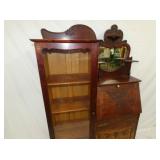 VIEW 2 CLOSEUP W/ BEVELED SHAPED MIRROR