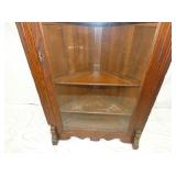 VIEW 4 CLOSEUP BASE CORNER CUPBOARD