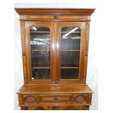 VIEW 2 CLOSEUP W/ DESK